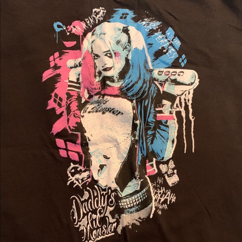 Black and Pink Graphic Short Sleeve Tee